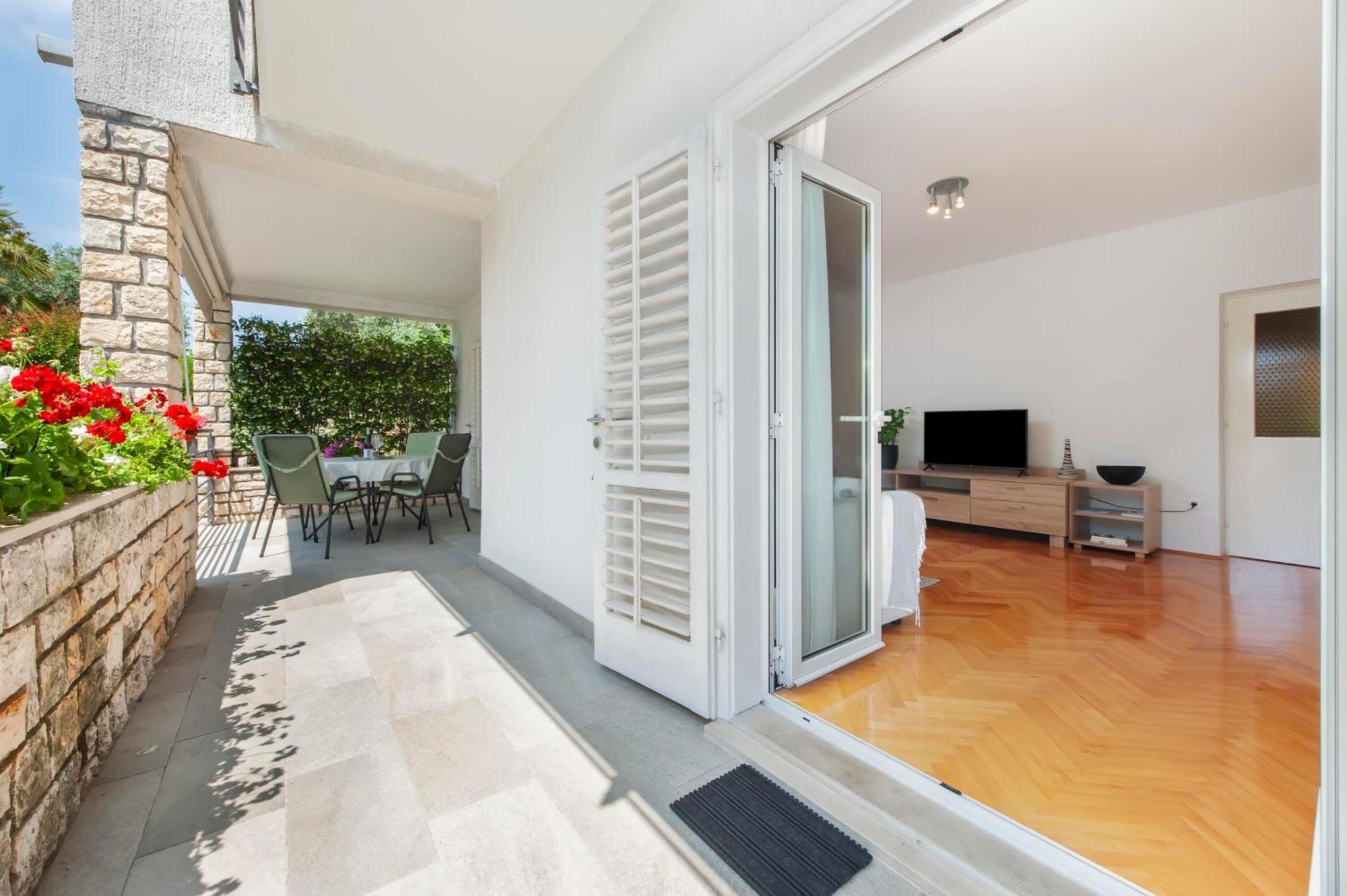 Apartments Magnolia Rovinj Exteriör bild